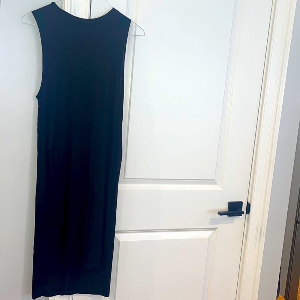 Forever 21 Black Sleeveless Tunic